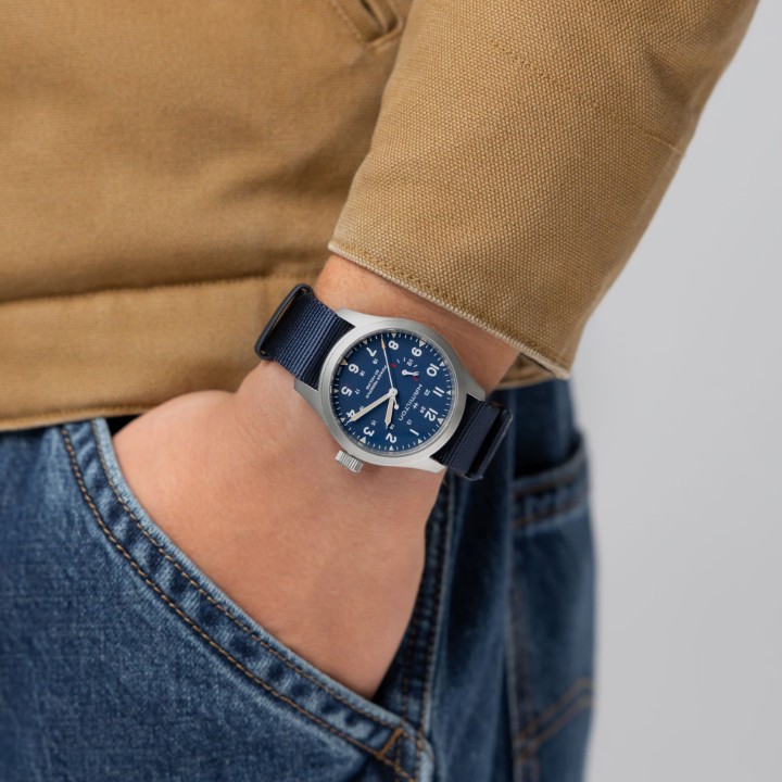 Obrázok z Hamilton Khaki Field Mechanical Power Reserve