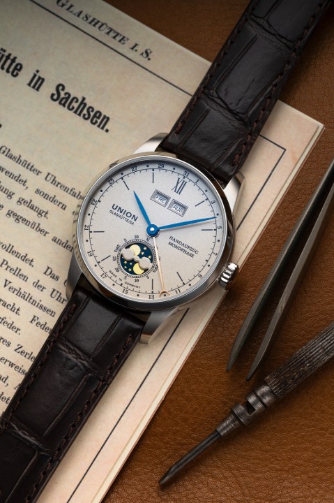 Obrázok z Union Glashütte 1893 Johannes Dürrstein Edition "Double Moon Phase"