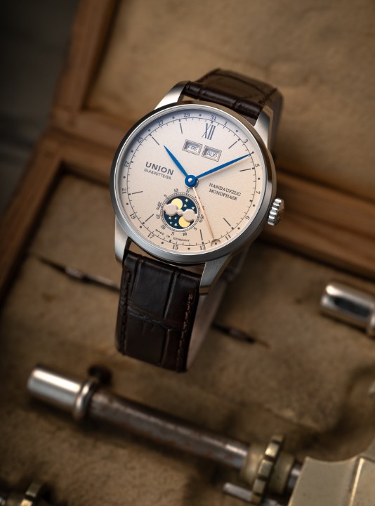 Obrázok z Union Glashütte 1893 Johannes Dürrstein Edition "Double Moon Phase"
