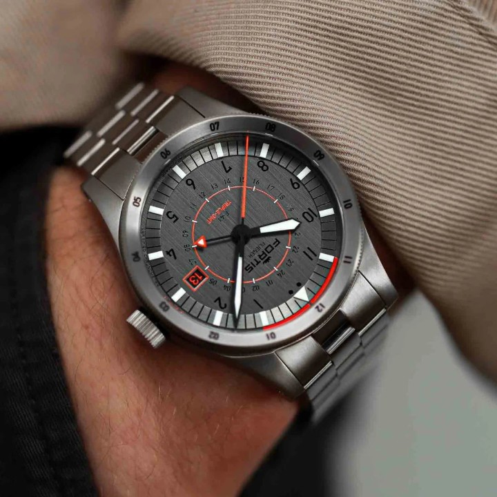 Obrázok z Fortis Flieger F-43 Triple GMT Original