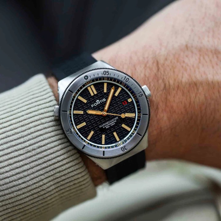 Obrázok z Fortis Marinemaster M-44 Black Resin