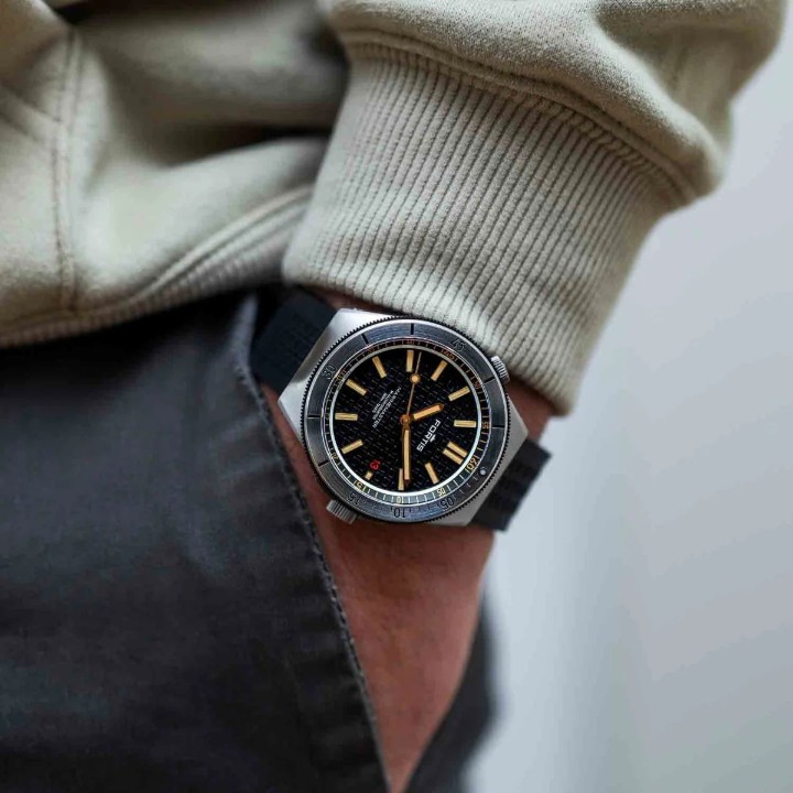 Obrázok z Fortis Marinemaster M-44 Black Resin