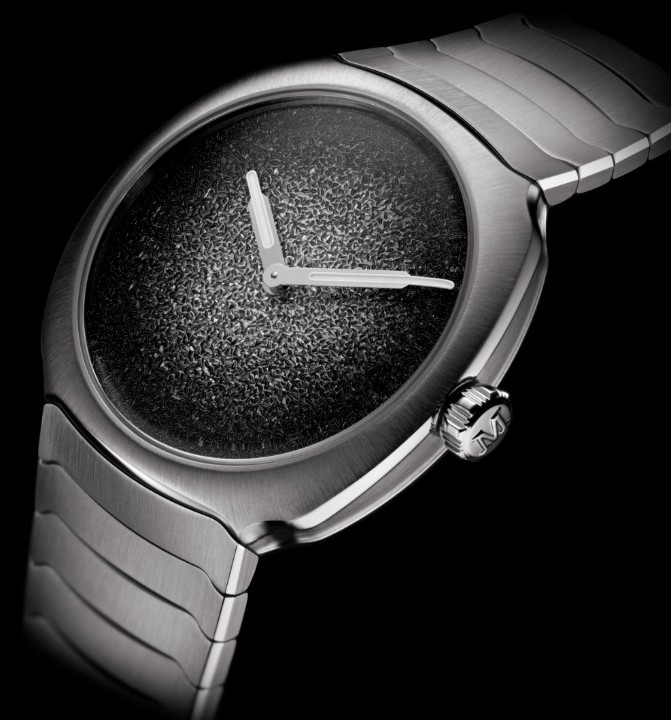 Obrázok z H. Moser & Cie Streamliner Two Hands Silver Fumé