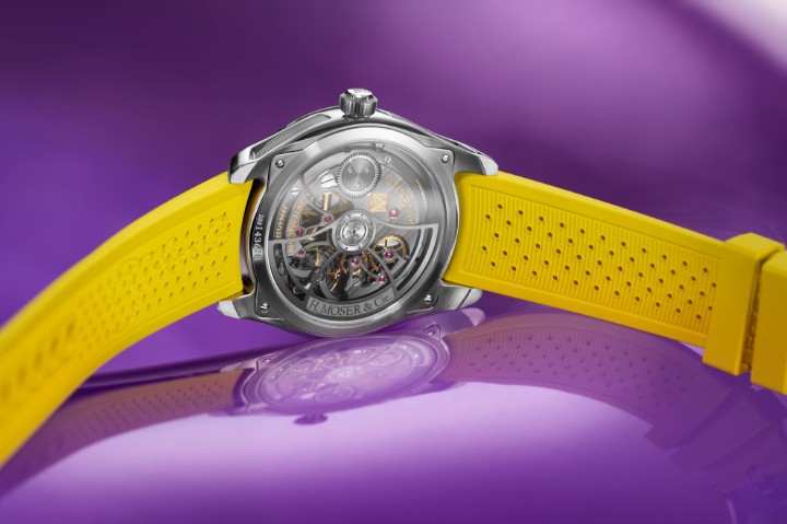 Obrázok z H. Moser & Cie Pioneer Centre Seconds Sun Berry