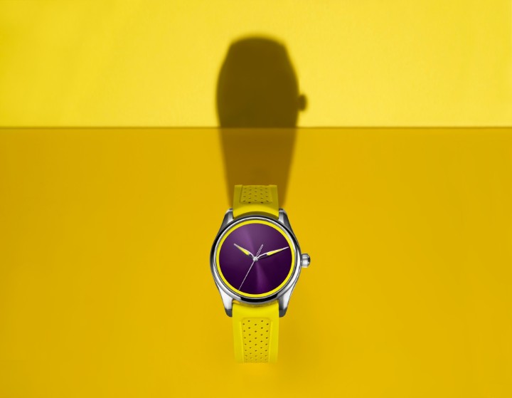 Obrázok z H. Moser & Cie Pioneer Centre Seconds Sun Berry