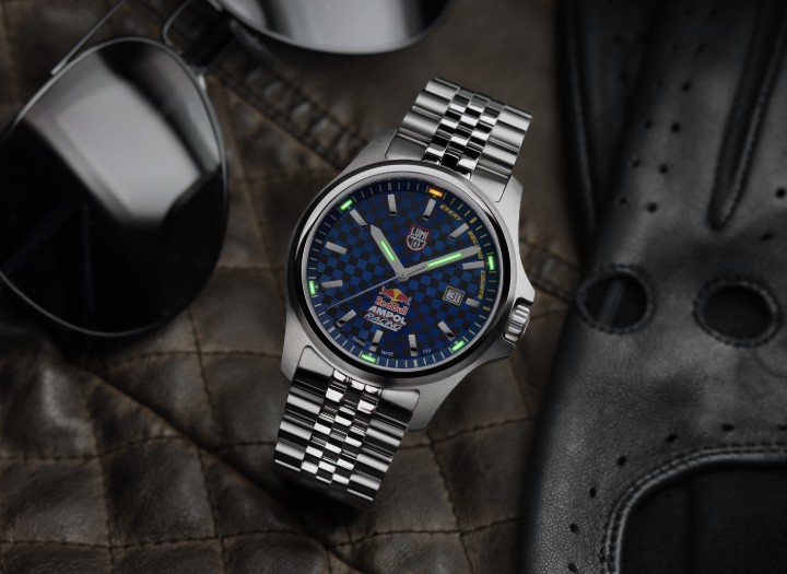 Obrázok z Luminox Sport Timer 2520 Series Red Bull AMPOL Racing Limited Edition