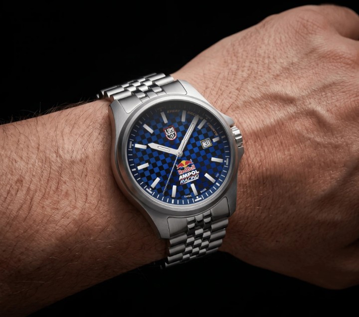 Obrázok z Luminox Sport Timer 2520 Series Red Bull AMPOL Racing Limited Edition