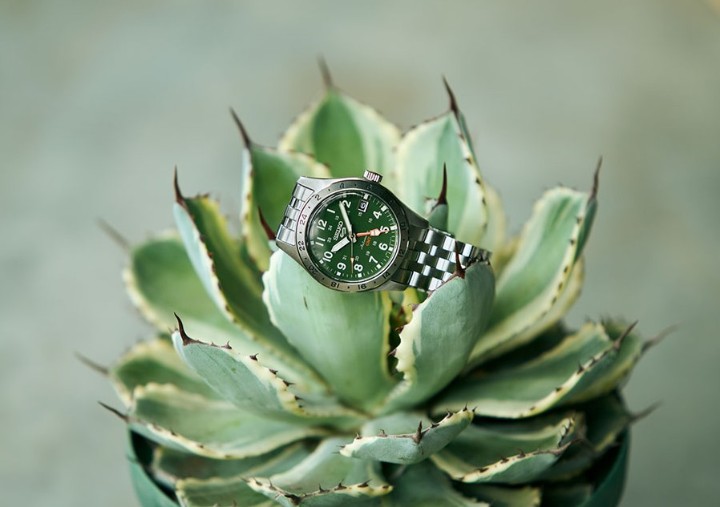 Obrázok z Seiko 5 Sports Field GMT