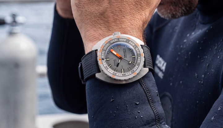 Obrázok z Doxa SUB 300 Ti5 Clive Cussler Limited Edition
