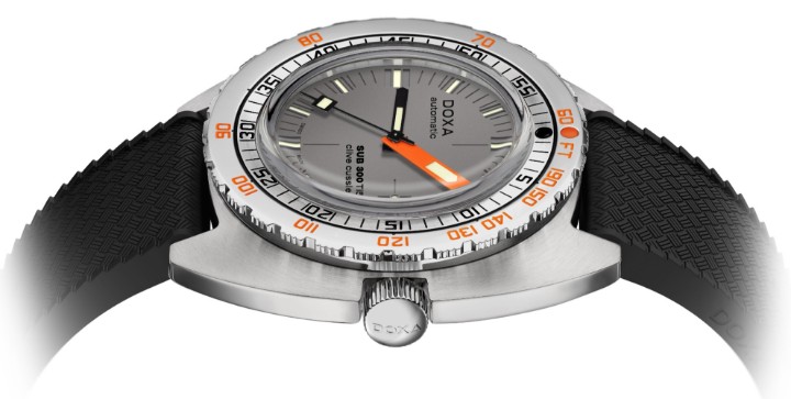 Obrázok z Doxa SUB 300 Ti5 Clive Cussler Limited Edition