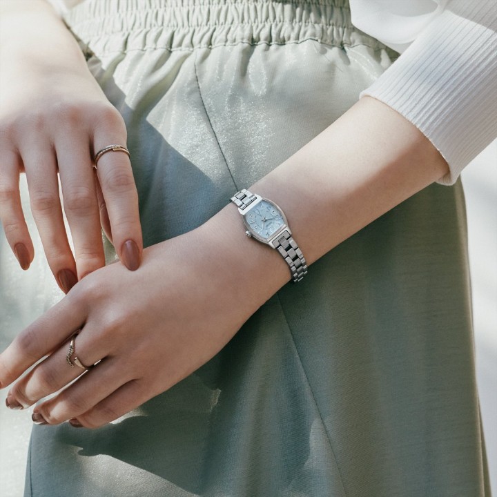 Obrázok z Seiko Quartz Lukia Happy