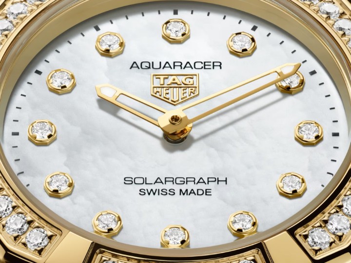 Obrázok z Tag Heuer Aquaracer Professional 100 Solargraph