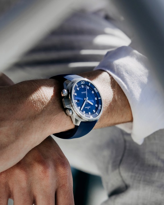 Obrázok z Junghans Aquaris Blue
