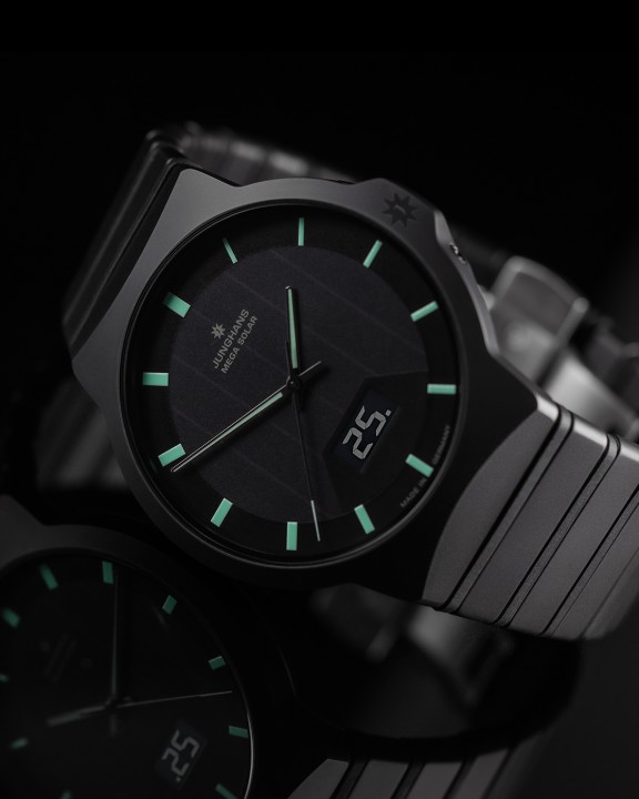 Obrázok z Junghans Force Mega Solar