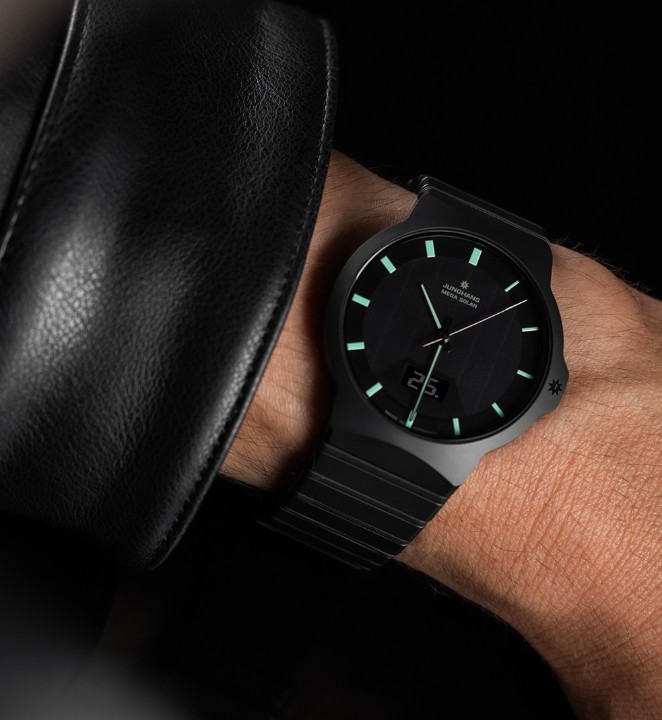 Obrázok z Junghans Force Mega Solar