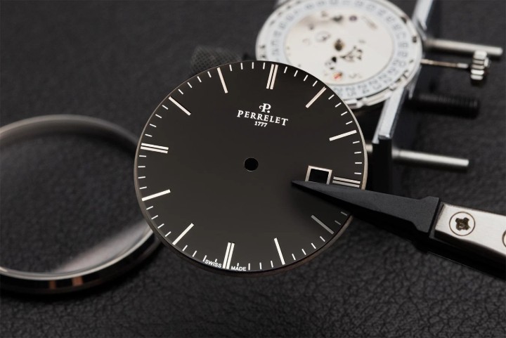 Obrázok z Perrelet Weekend Onyx