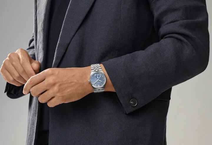 Obrázok z Frederique Constant Highlife Moonphase Date Manufacture