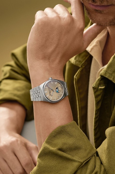 Obrázok z Frederique Constant Highlife Moonphase Date Manufacture