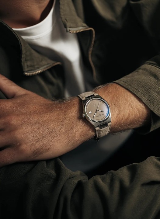 Obrázok z Frederique Constant Highlife Automatic x Légion Étrangère Limited Edition