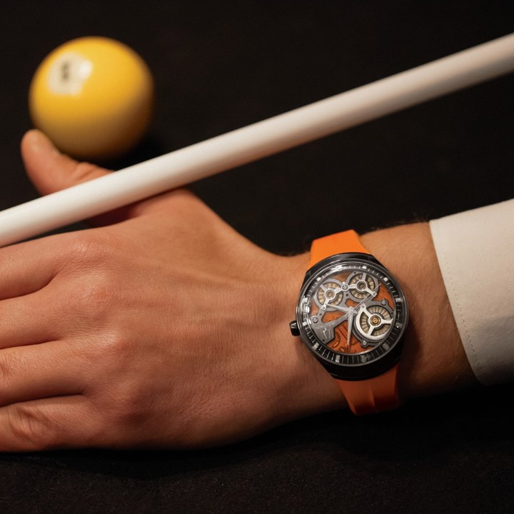 Obrázok z Bulova Accutron DNA Casino Limited Edition