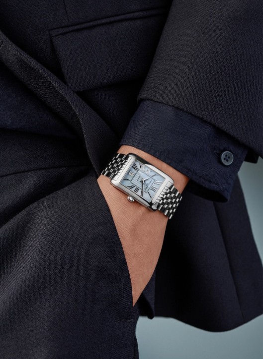 Obrázok z Frederique Constant Classics Carrée Automatic