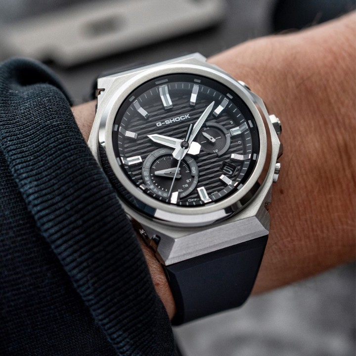 Obrázok z Casio G-Shock G-Steel Carbon Core Guard