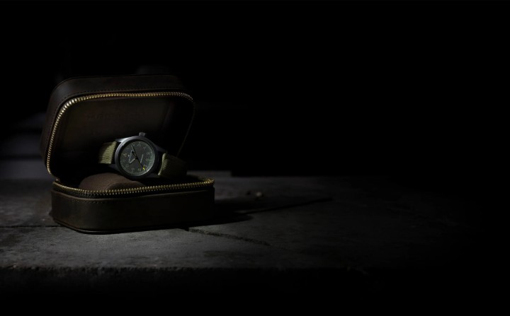 Obrázok z Hamilton Khaki Field Mechanical Call of Duty Modern Warfare 4 Special Edition