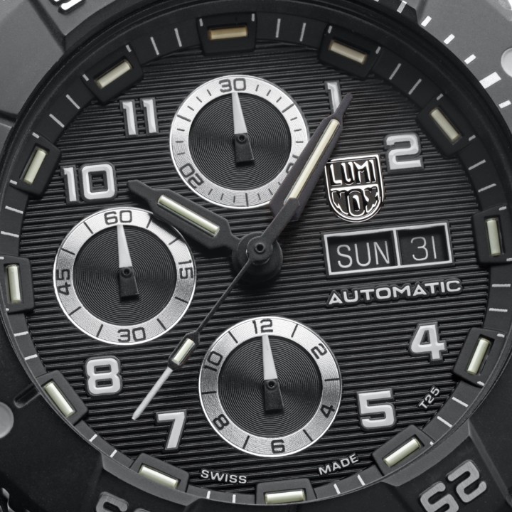 Obrázok z Luminox Master Carbon Seal Automatic Chronograph 3880 Series