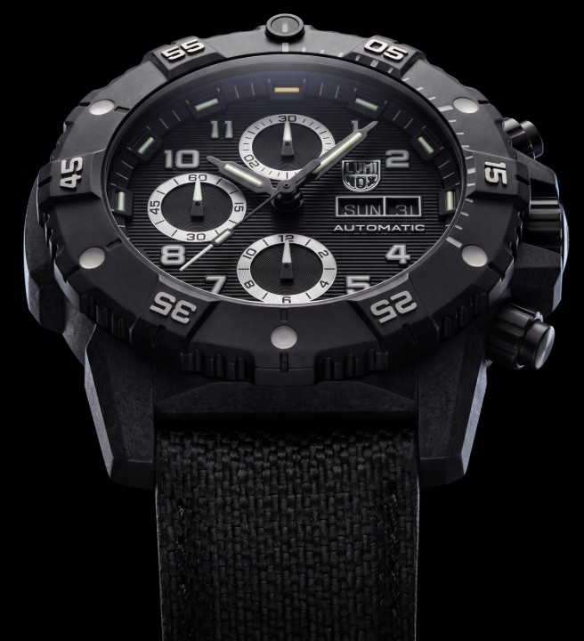 Obrázok z Luminox Master Carbon Seal Automatic Chronograph 3880 Series