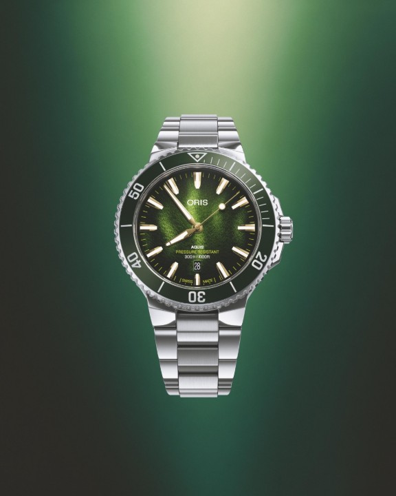 Obrázok z Oris Aquis Date Kelp Forest Limited Edition